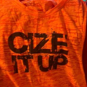 Cize workout tank.